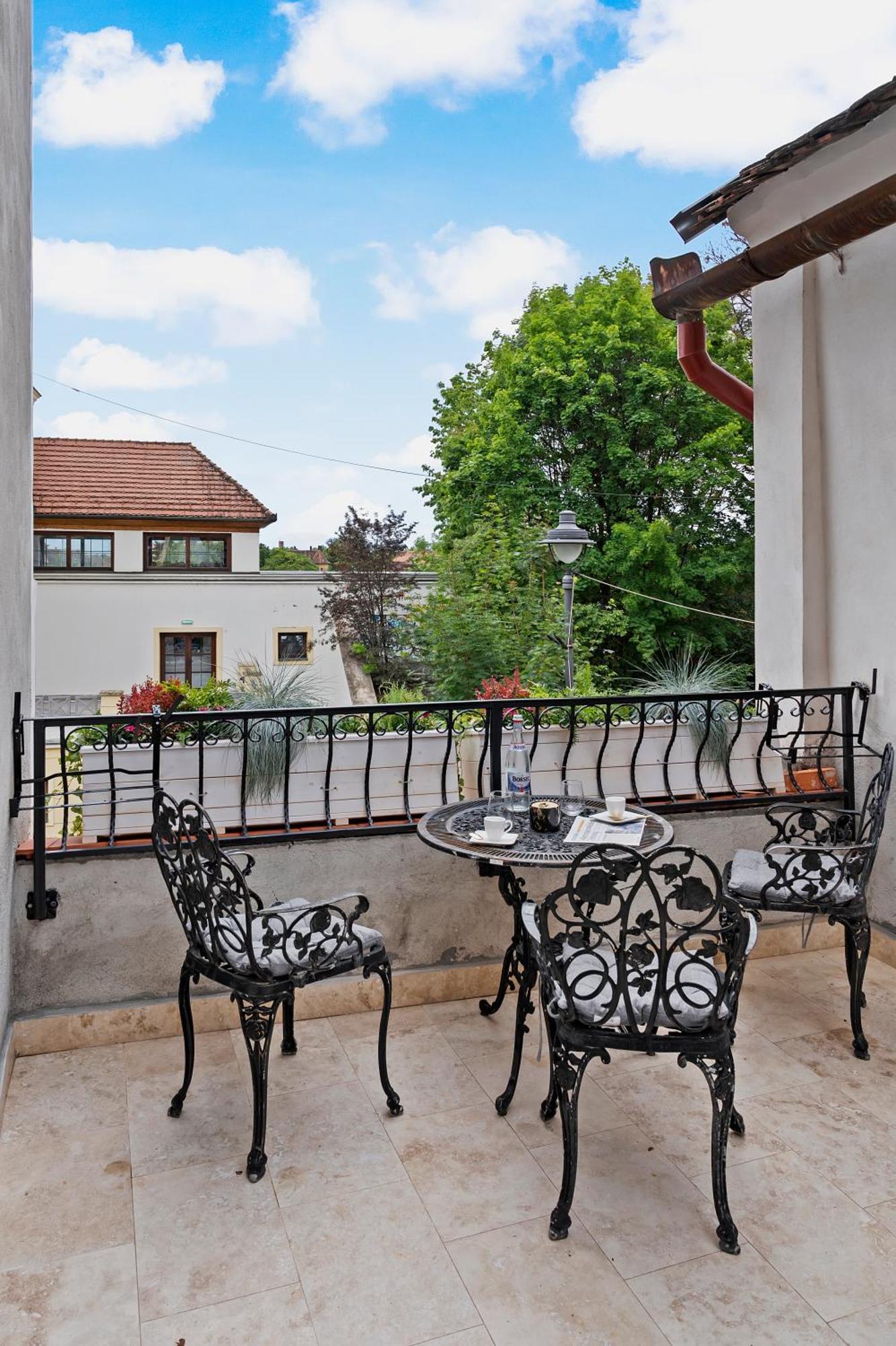 דירה Gela's Terrace